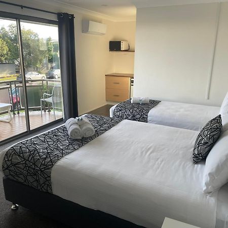 Coastal Bay Motel Кофс Харбър Екстериор снимка