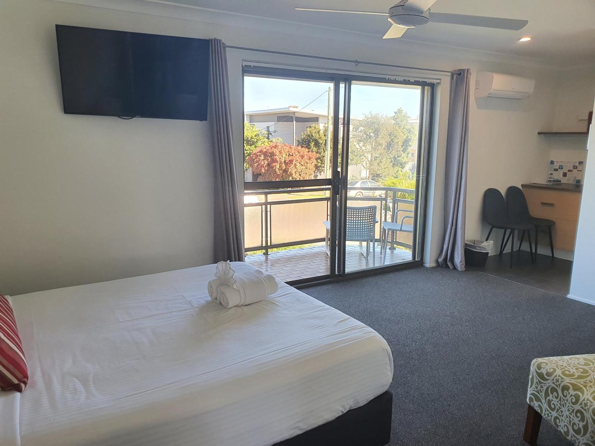 Coastal Bay Motel Кофс Харбър Екстериор снимка