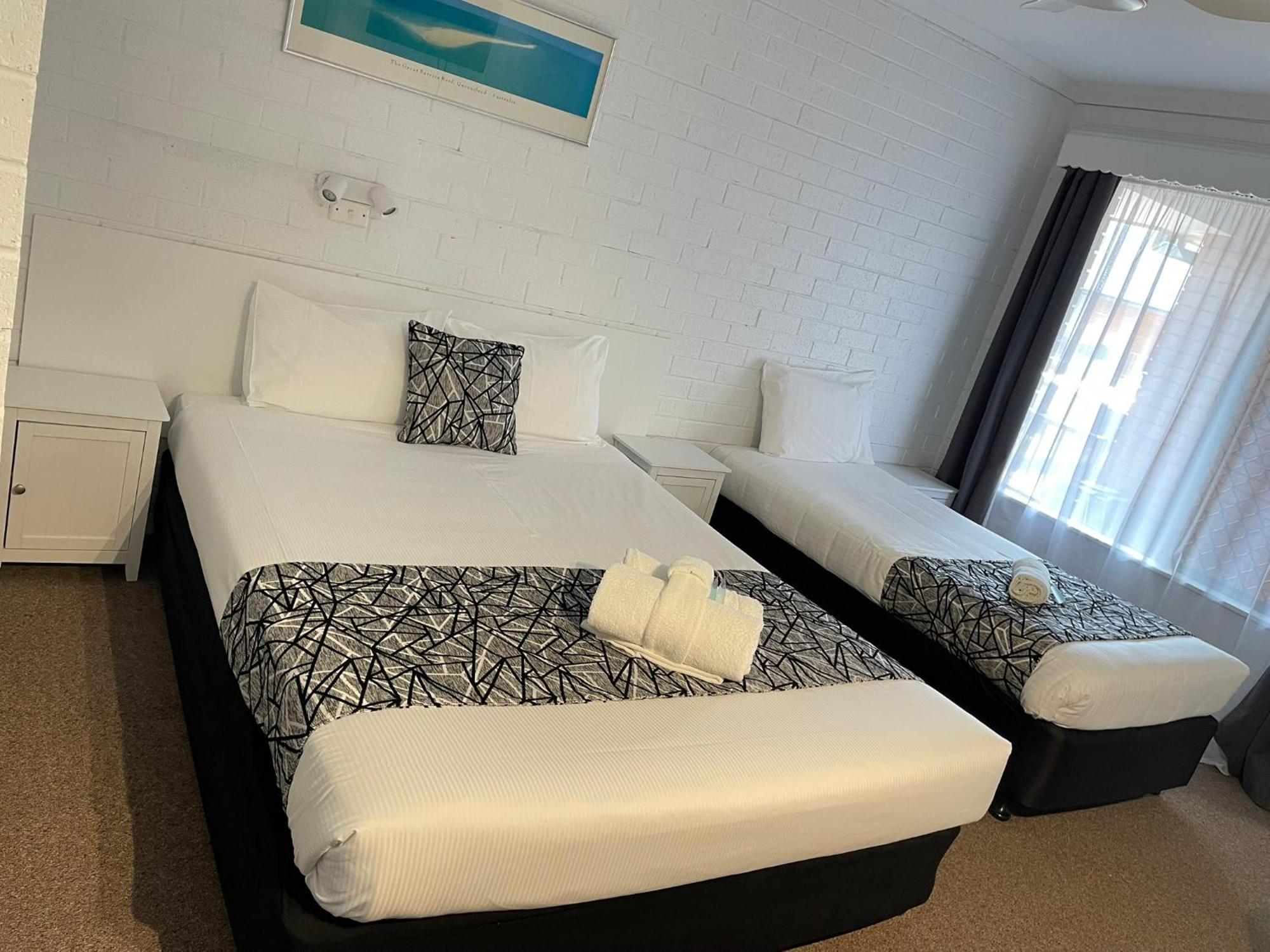 Coastal Bay Motel Кофс Харбър Екстериор снимка