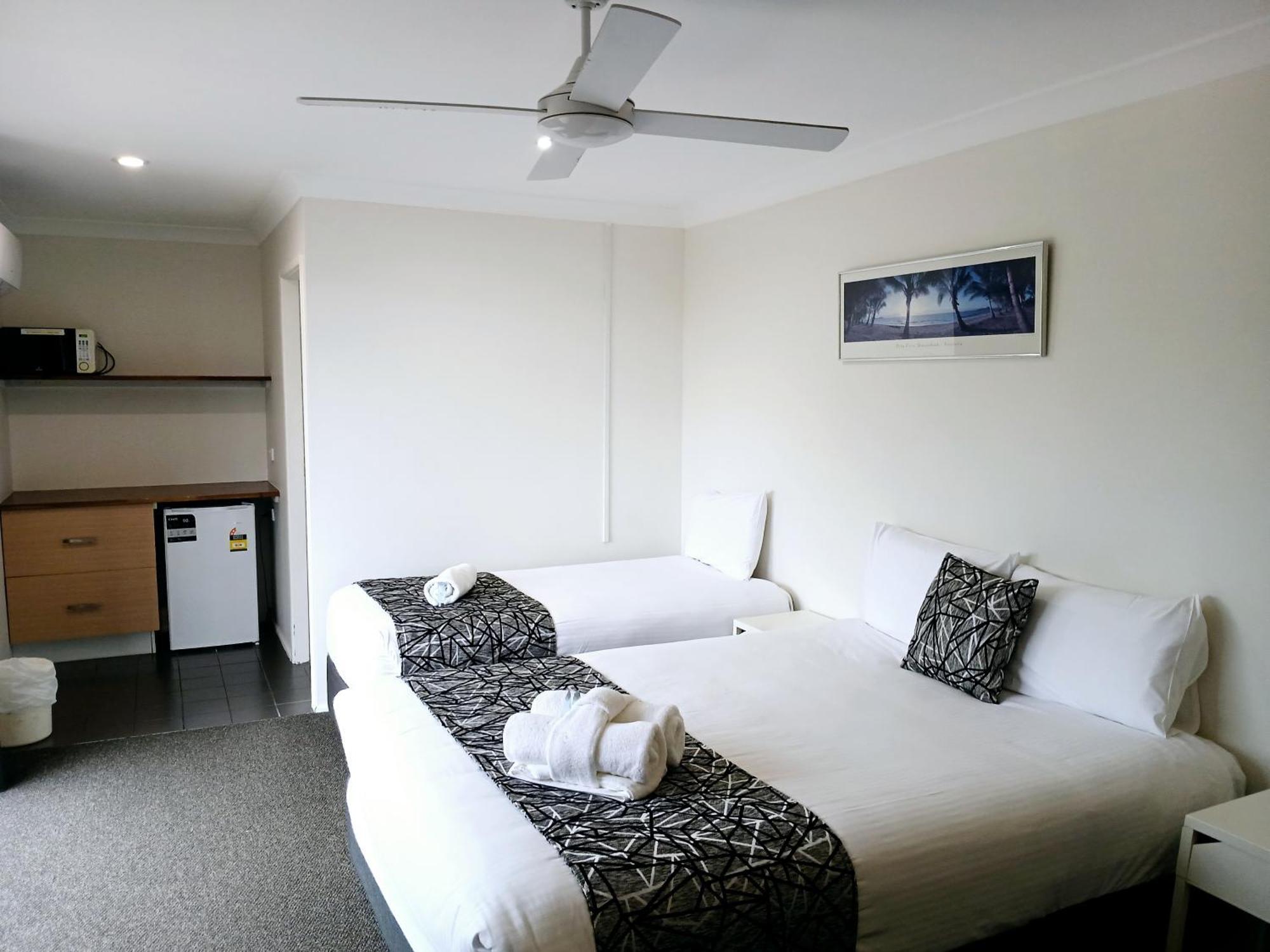 Coastal Bay Motel Кофс Харбър Екстериор снимка