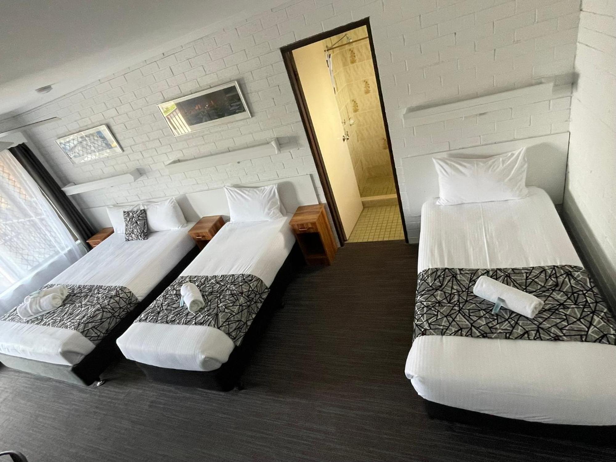 Coastal Bay Motel Кофс Харбър Екстериор снимка