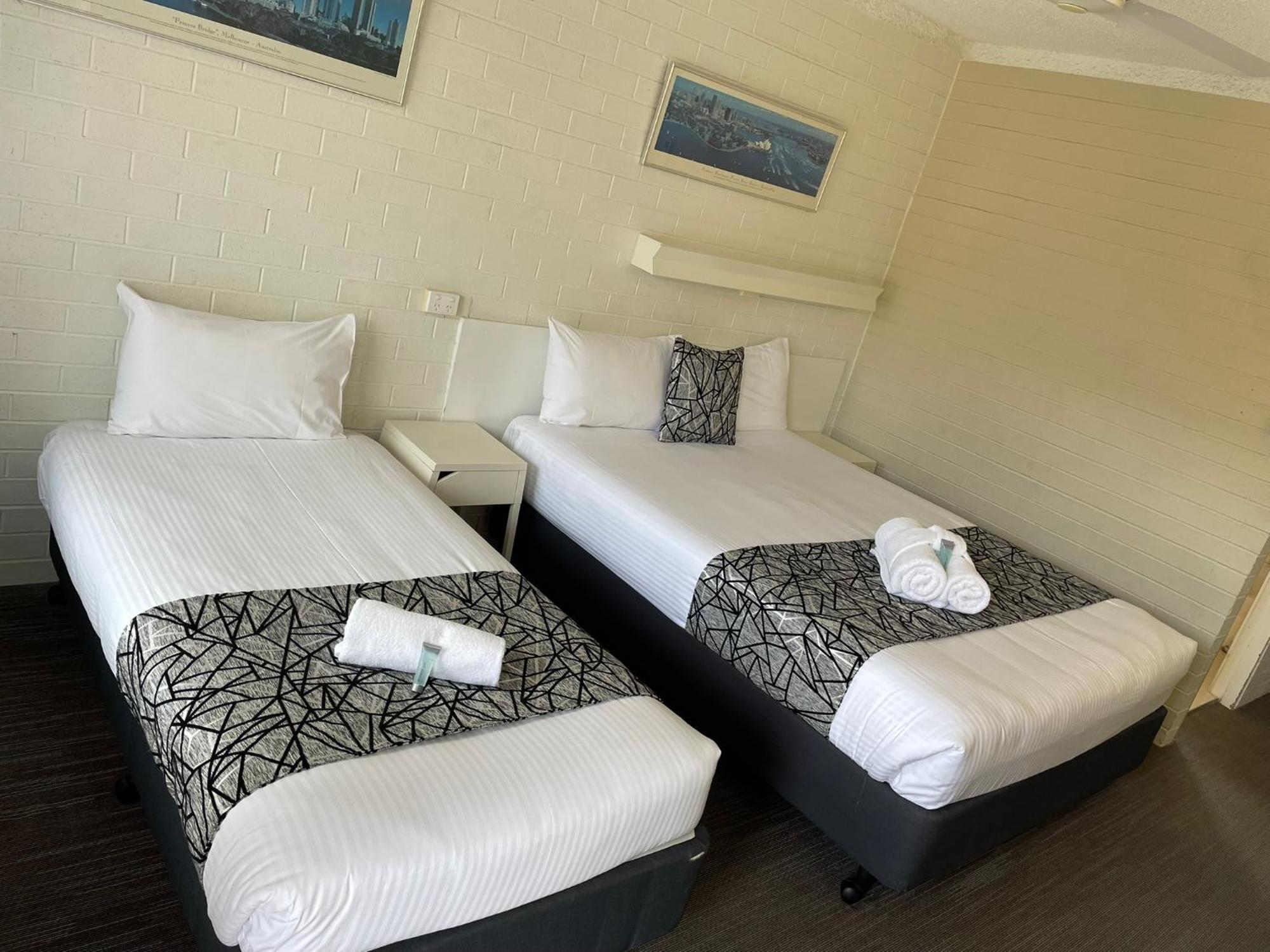Coastal Bay Motel Кофс Харбър Екстериор снимка