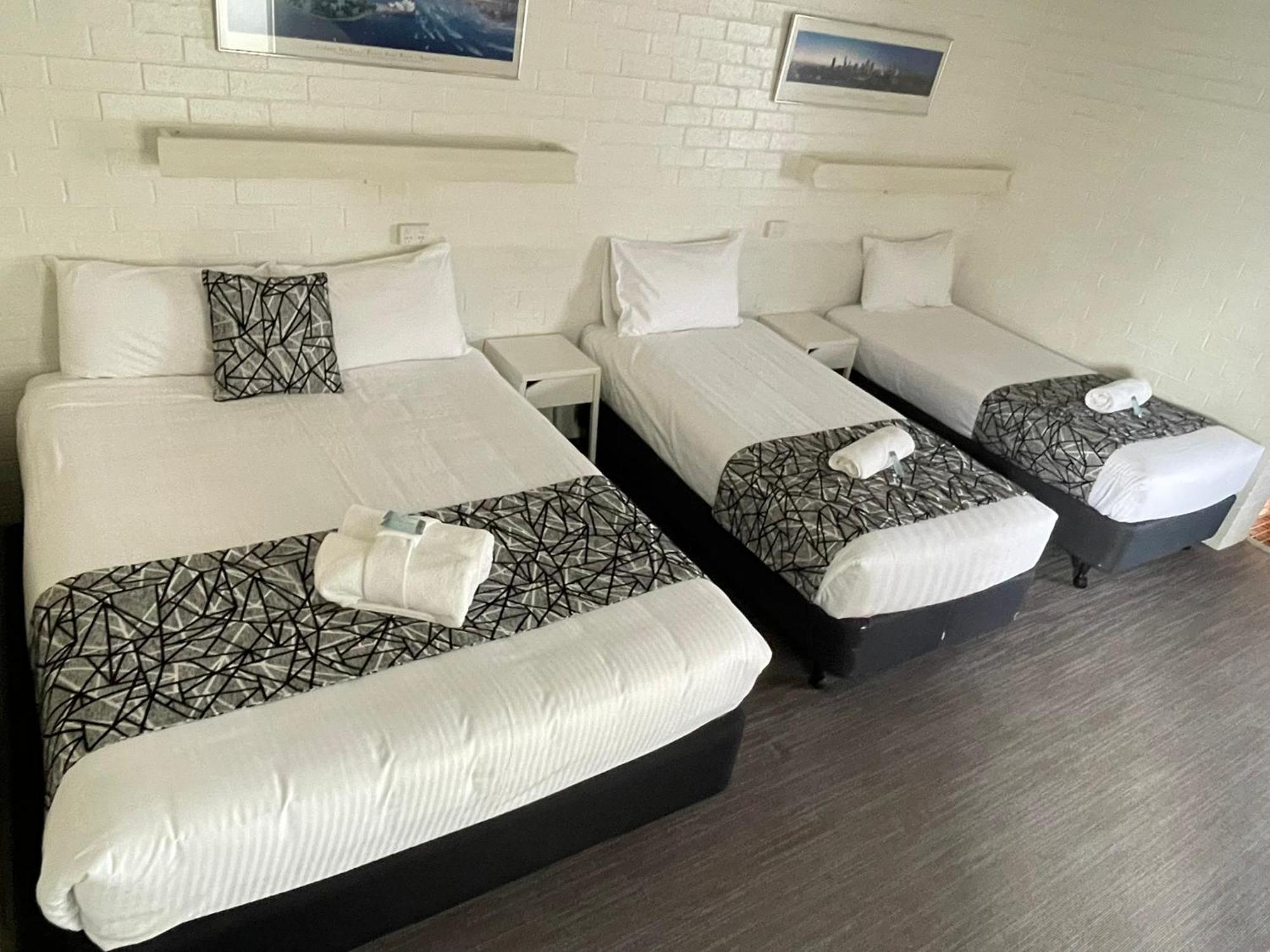 Coastal Bay Motel Кофс Харбър Екстериор снимка